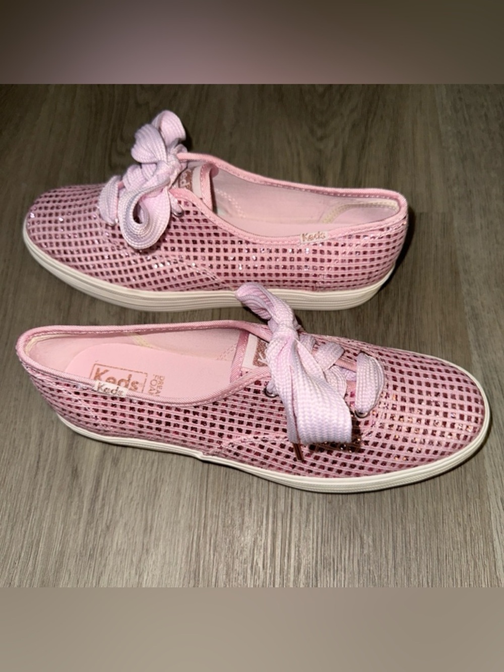 Keds Women's Triple Sparkle Grid Sneaker Size 8 NEW PINK